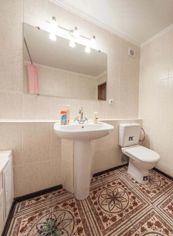 Apartment On Zhukovskogo Одеса Екстер'єр фото