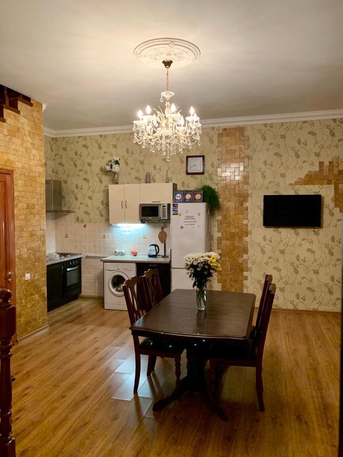 Apartment On Zhukovskogo Одеса Екстер'єр фото