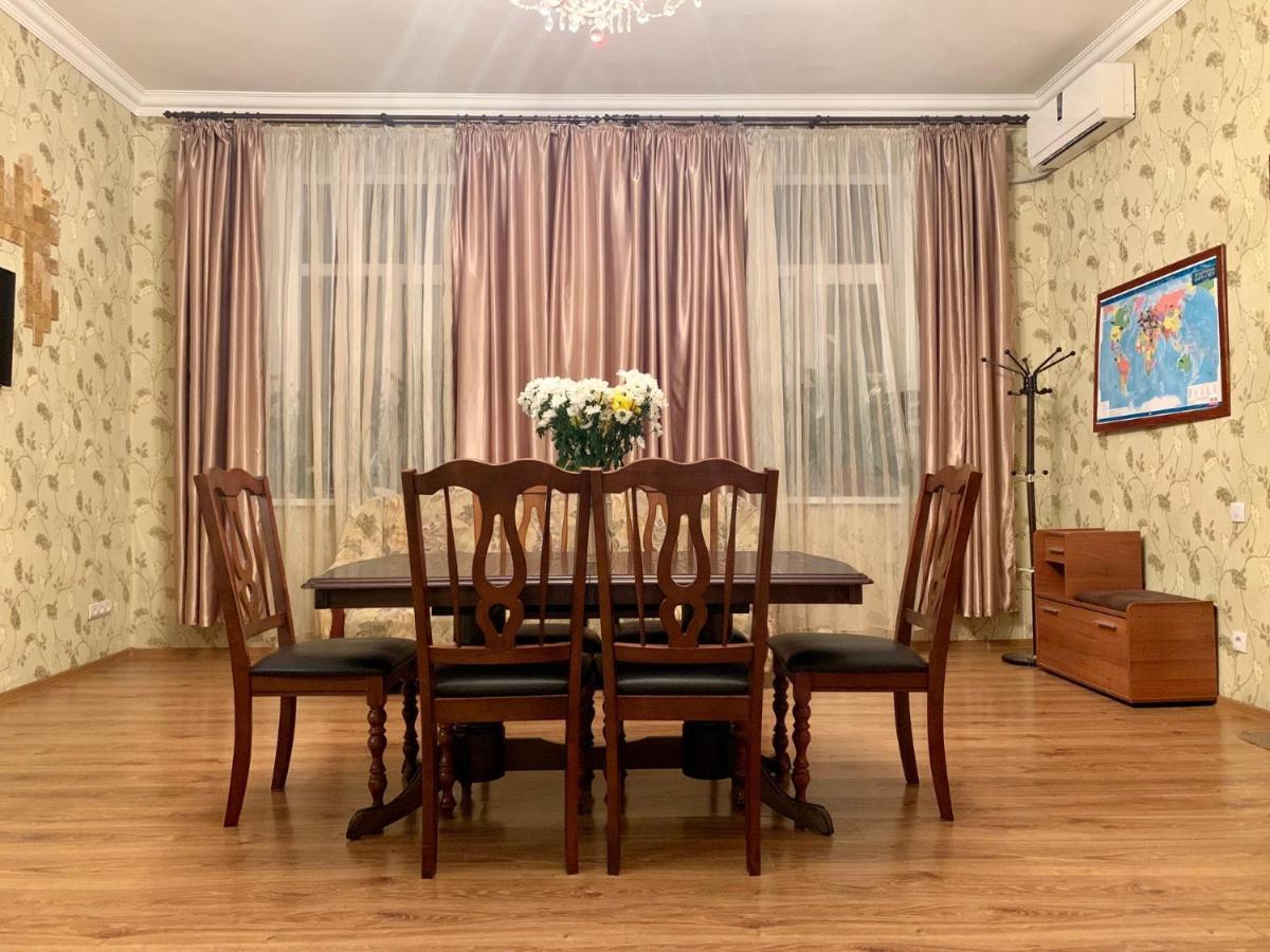 Apartment On Zhukovskogo Одеса Екстер'єр фото