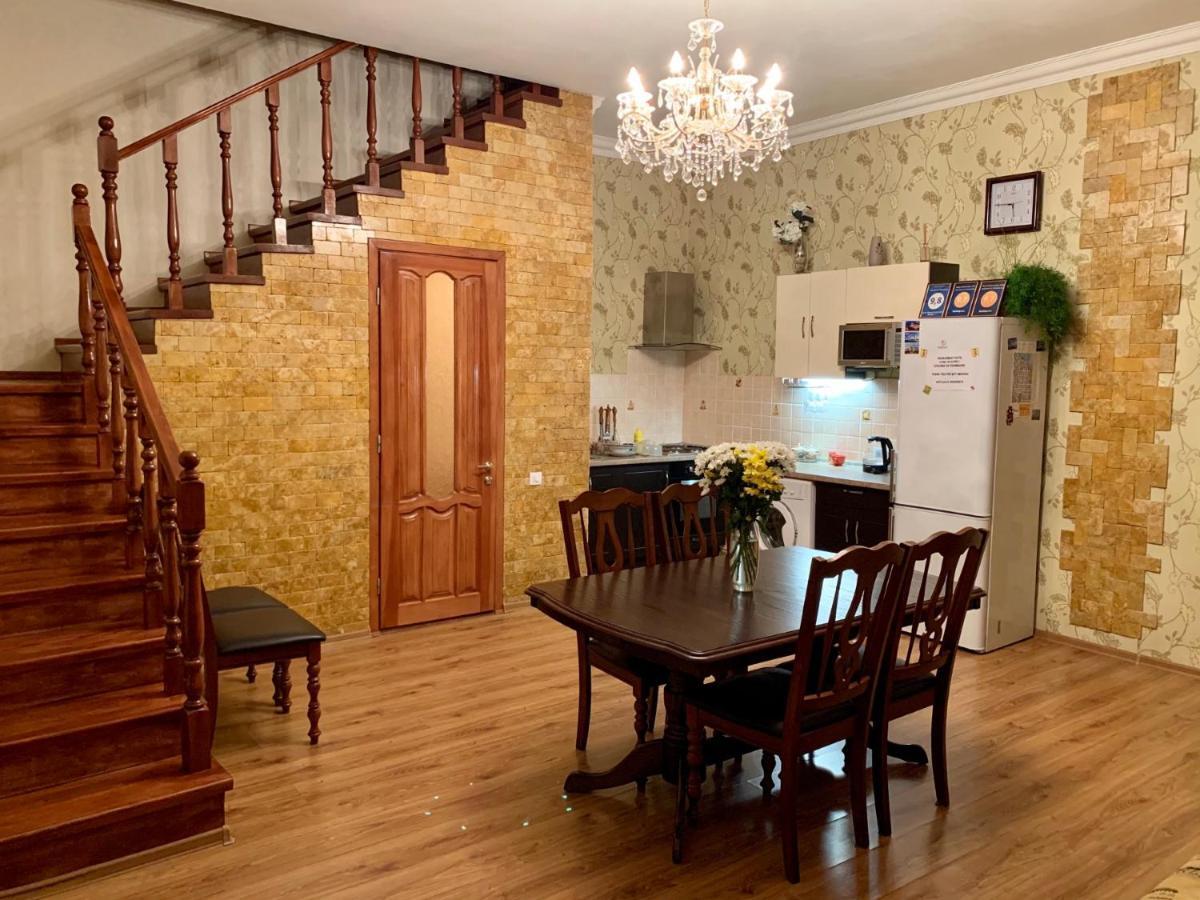 Apartment On Zhukovskogo Одеса Екстер'єр фото